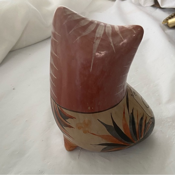 VNTG Handcrafted Tonala’ Owl Figurine - Picture 3 of 7